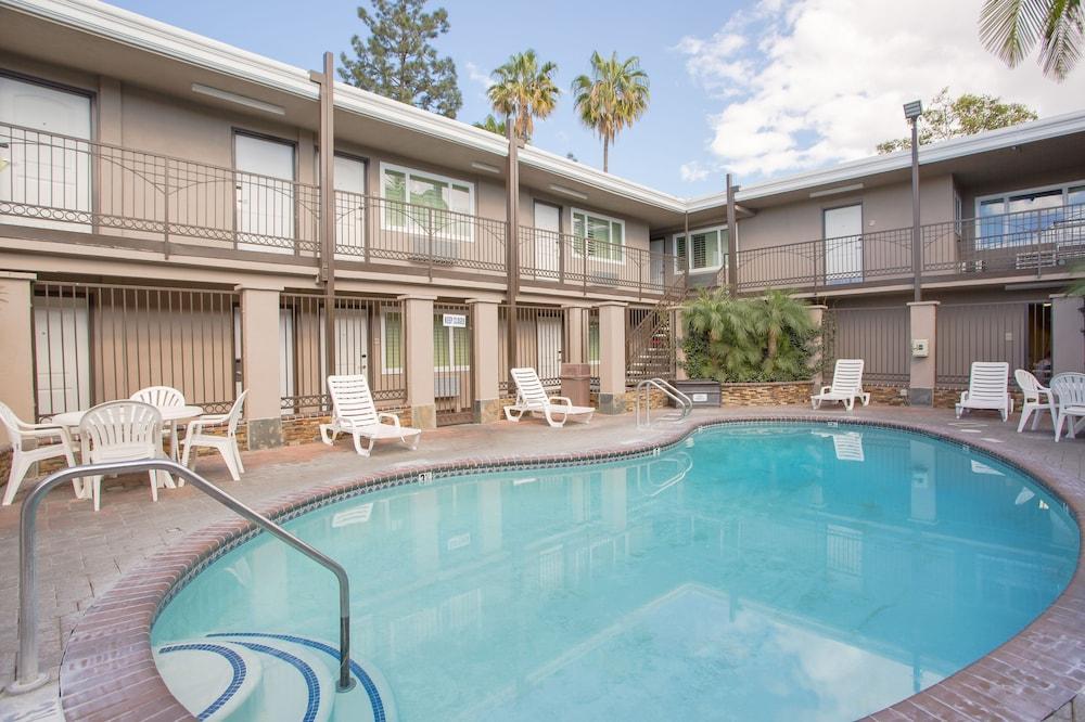 Del Sol Inn Anaheim Dış mekan fotoğraf